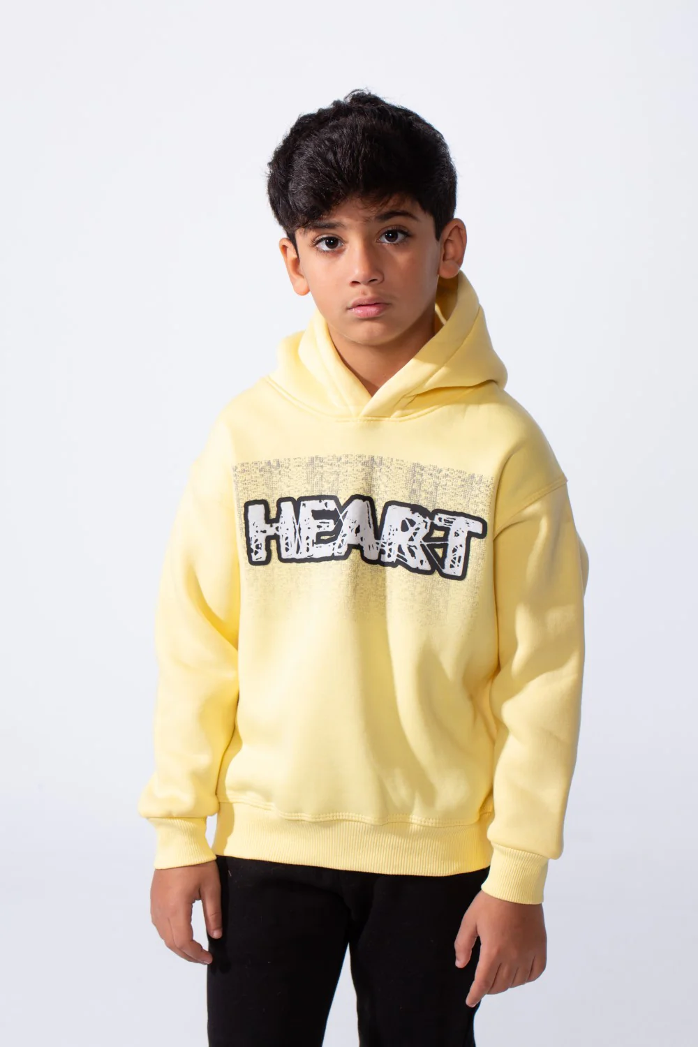 Boy’s Heart Graphic Design Casual Two-Pieces Outfit Set - Image 5