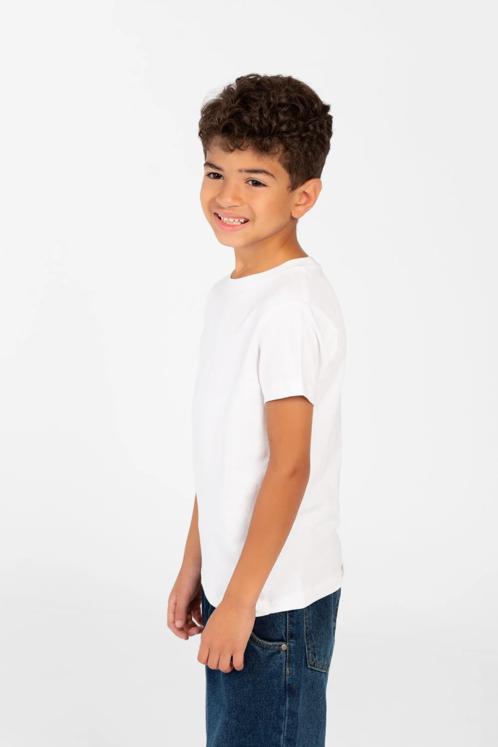 Boy's Basic Round Neck T-shirt In High Quality Material - Image 3