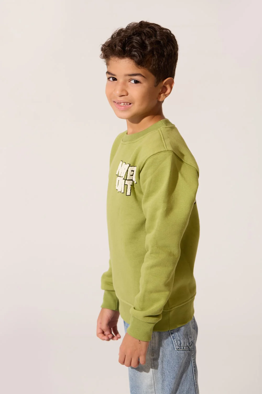 Boy's Crew Neck Slim Fit Printed Melton Sweatshirt With Long Sleeves - Image 11