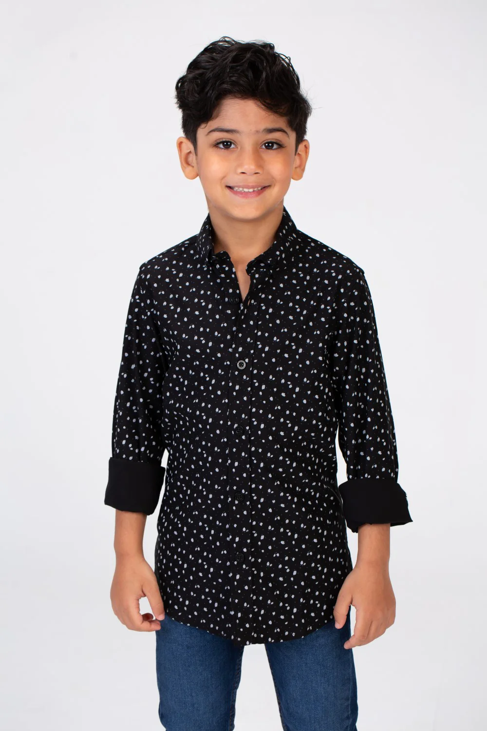 Boys Dotted Shirt With Long Sleeves And Printed Poplin Material - Image 3