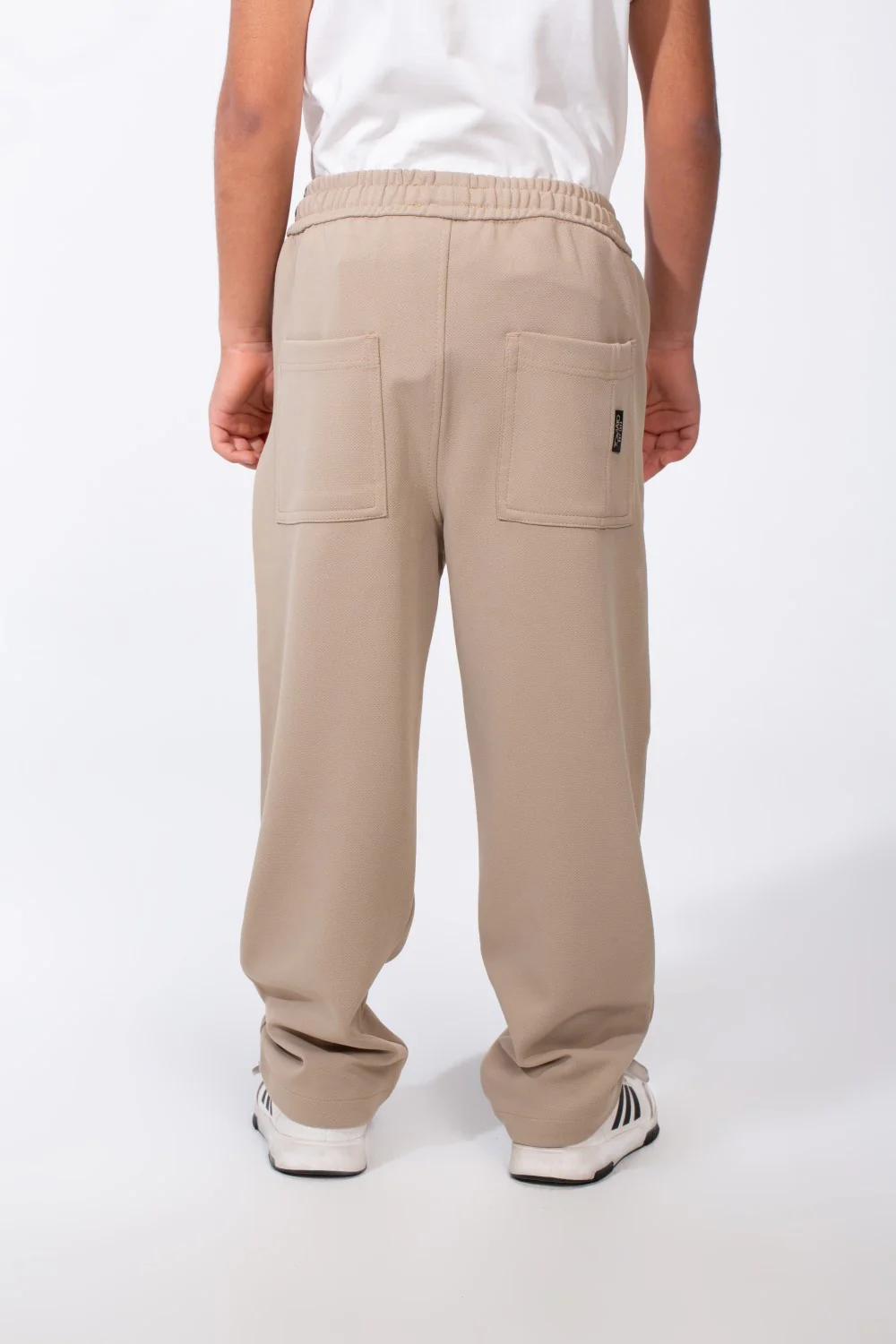 Boy's Elasticated Ribbed Waistband Deep Side Seam Pockets Over Size Fit Casual Outings Sweat Pants - Image 3