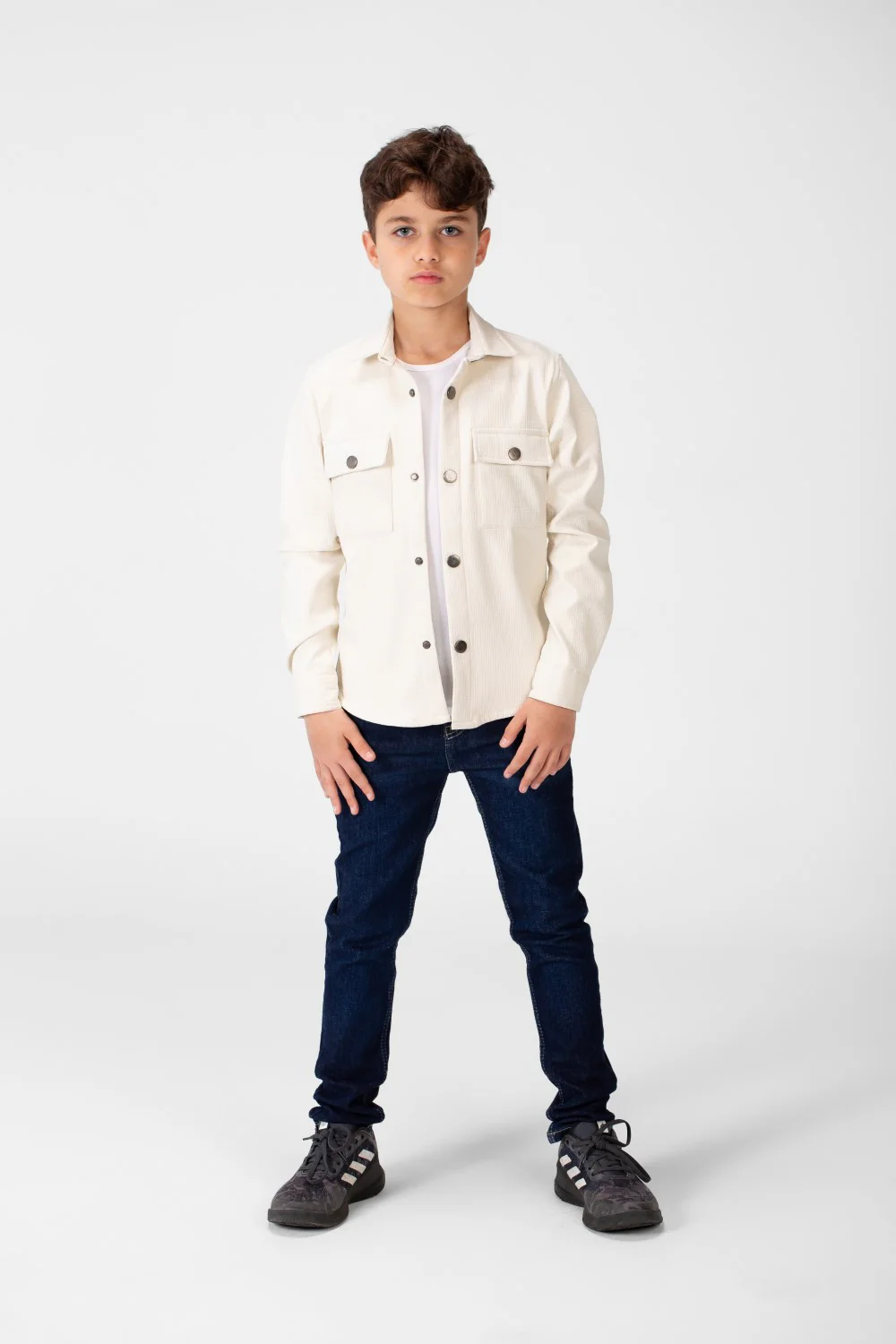 Boy's Fur Padded Shirt With Front Pockets And Long Sleeves - Image 12