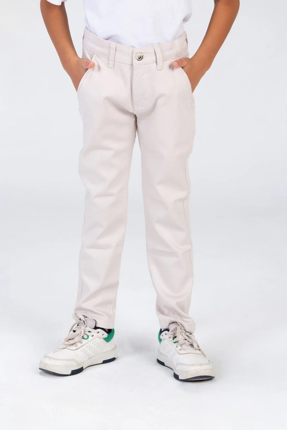 Boys Gabardine Pants With Basic Details And Material For Every Day