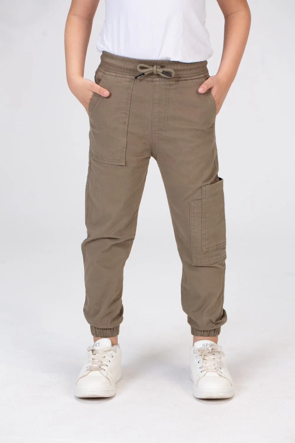 Boys Gabardine Pants With Elastic Waistband And A Distinctive Side Pocket - Image 10
