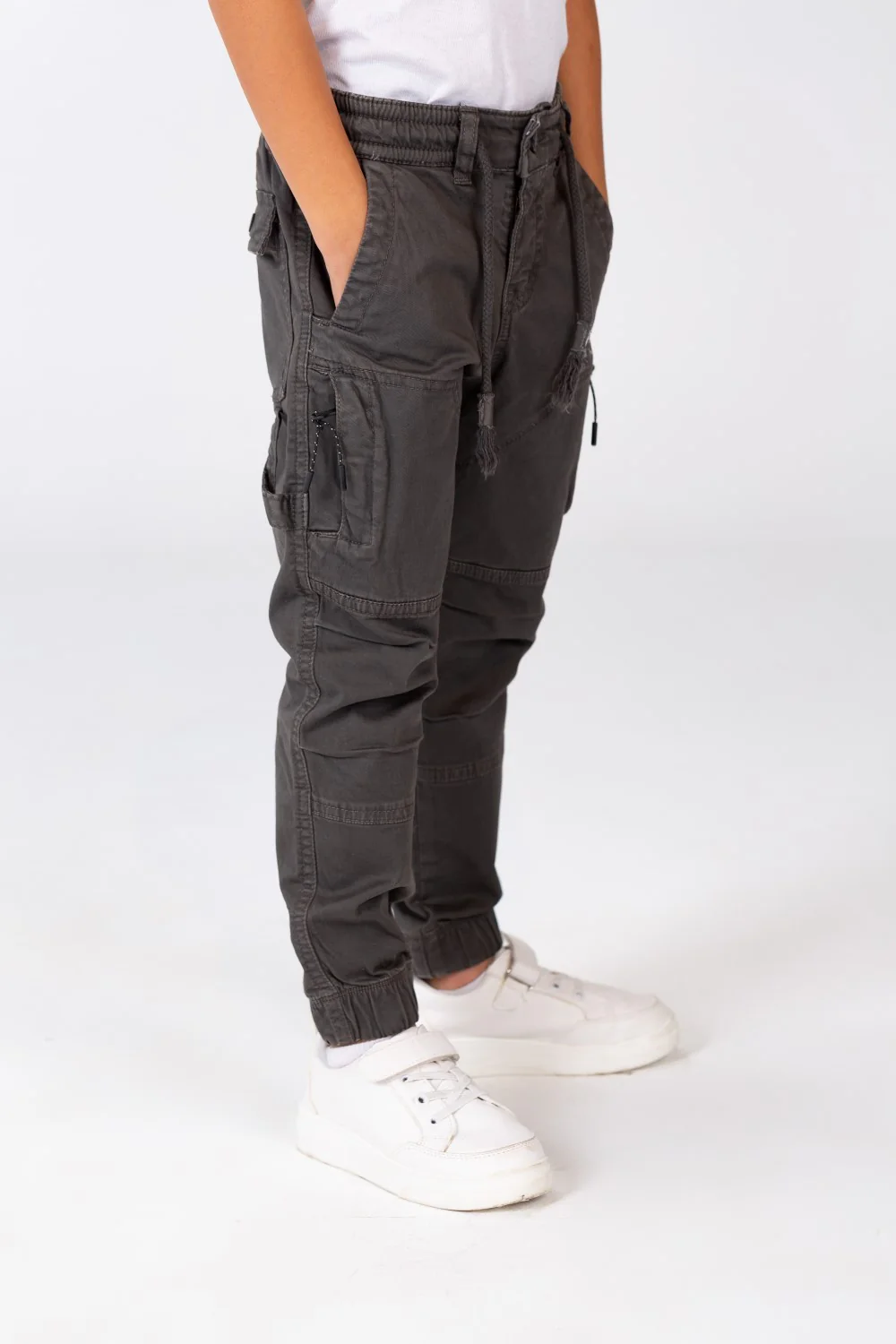 Boy's Gabardine Sherwal Pants With A Modern Cut And Distinctive Pockets - Image 12
