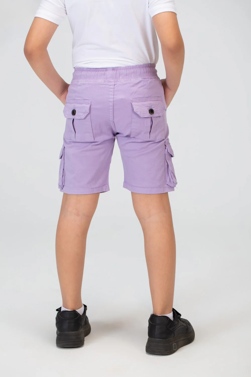 Boys Gabardine Shorts With Side Pockets And Basic Details - Image 8