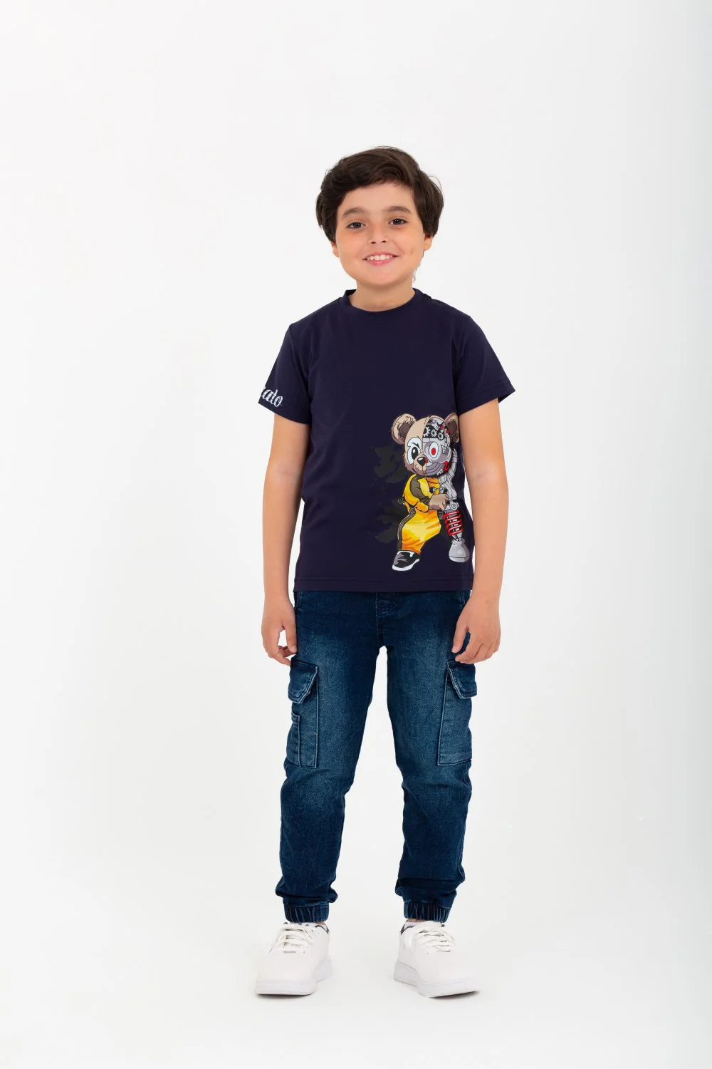 Boys' half-sleeved T-shirt made of soft cotton with a round neck and a distinctive front print - Image 4