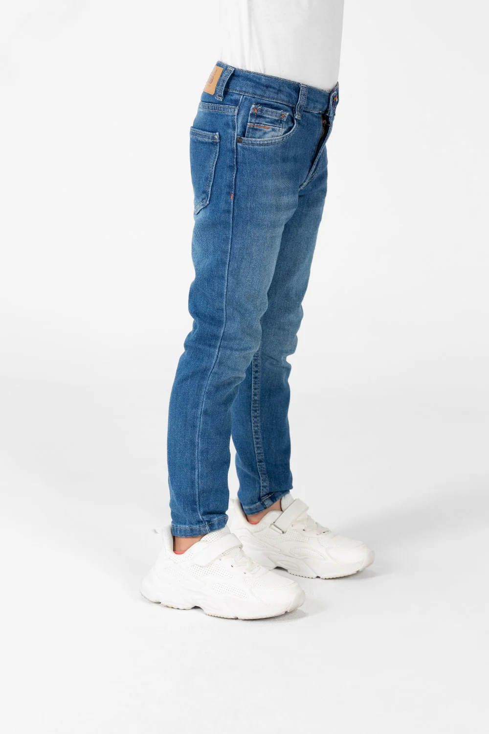 Boy's Jeans Pants With Basic Details And Five Pockets - Image 7