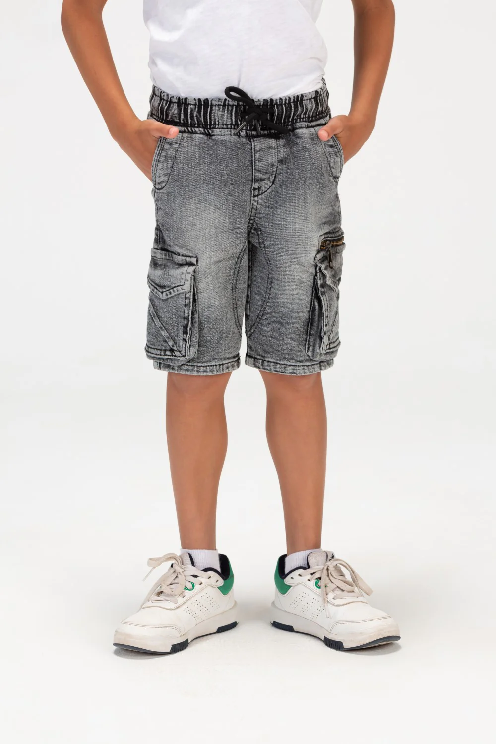 Boys Jeans Used Casual Shorts With Side Pockets And A Zipper On The Side - Image 10