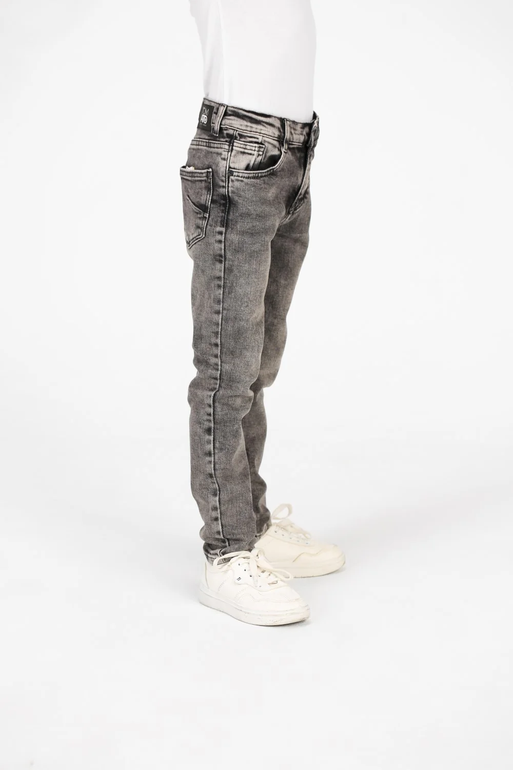 Boys Jeans Used Pants With Badge Tomato On The Back - Image 11