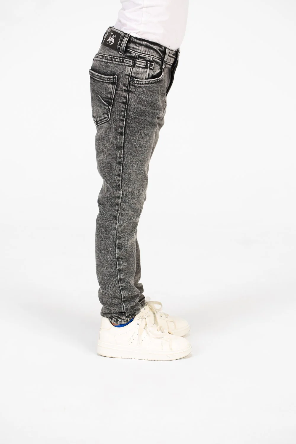 Boys Jeans Used Pants With Badge Tomato On The Back - Image 15