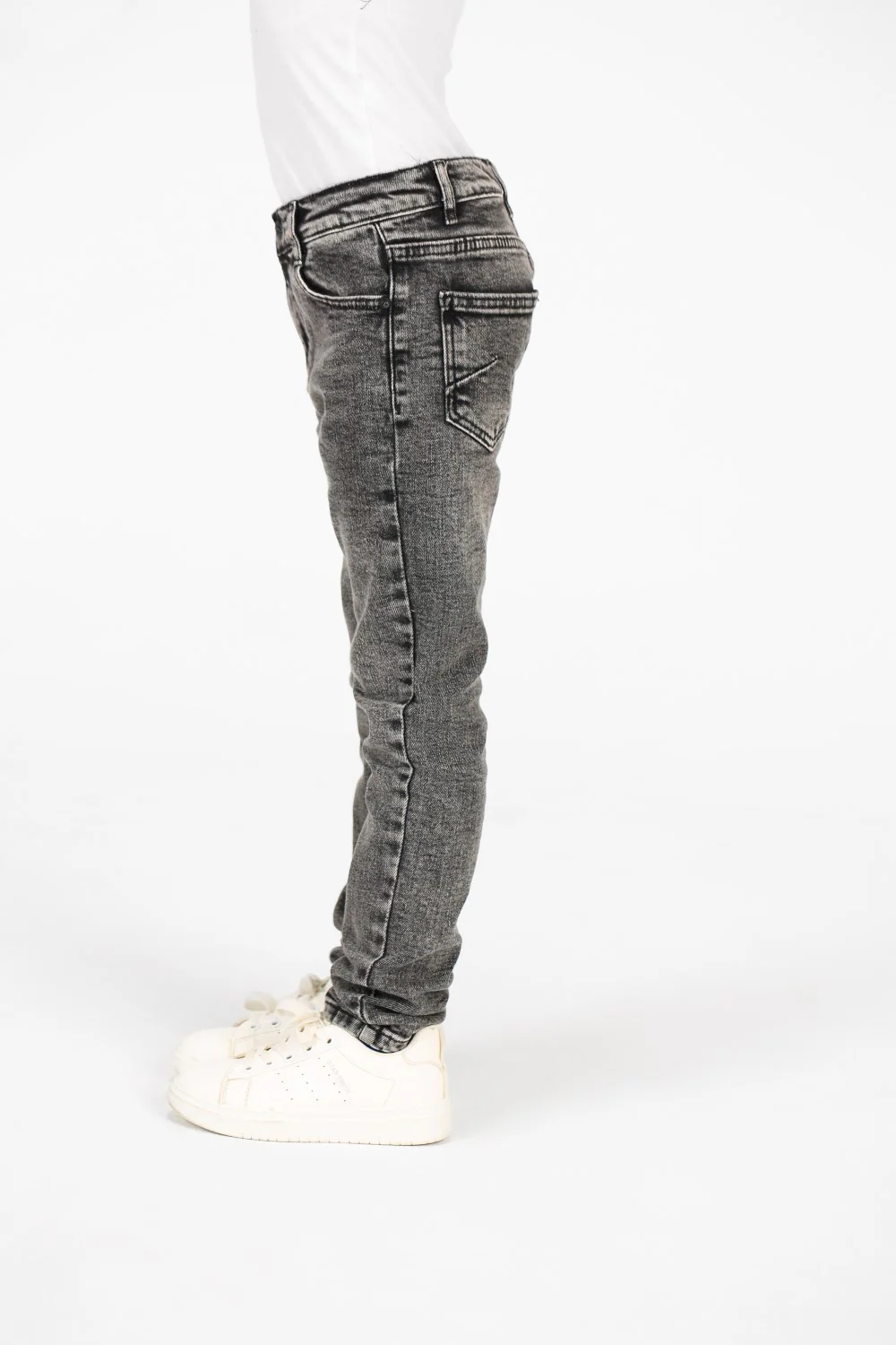 Boys Jeans Used Pants With Badge Tomato On The Back - Image 16