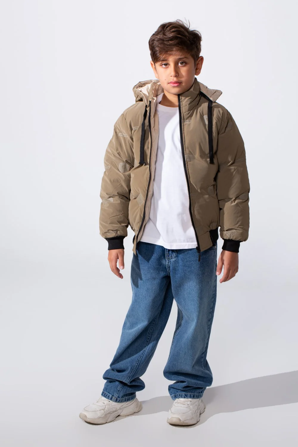 Boy's Long Sleeve Full-Zip Side Zip Pockets Hooded Puffer Waterproof Jacket - Image 11