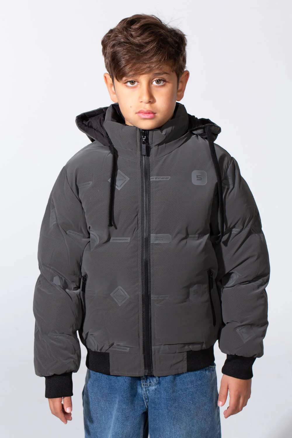 Boy's Long Sleeve Full-Zip Side Zip Pockets Hooded Puffer Waterproof Jacket - Image 5