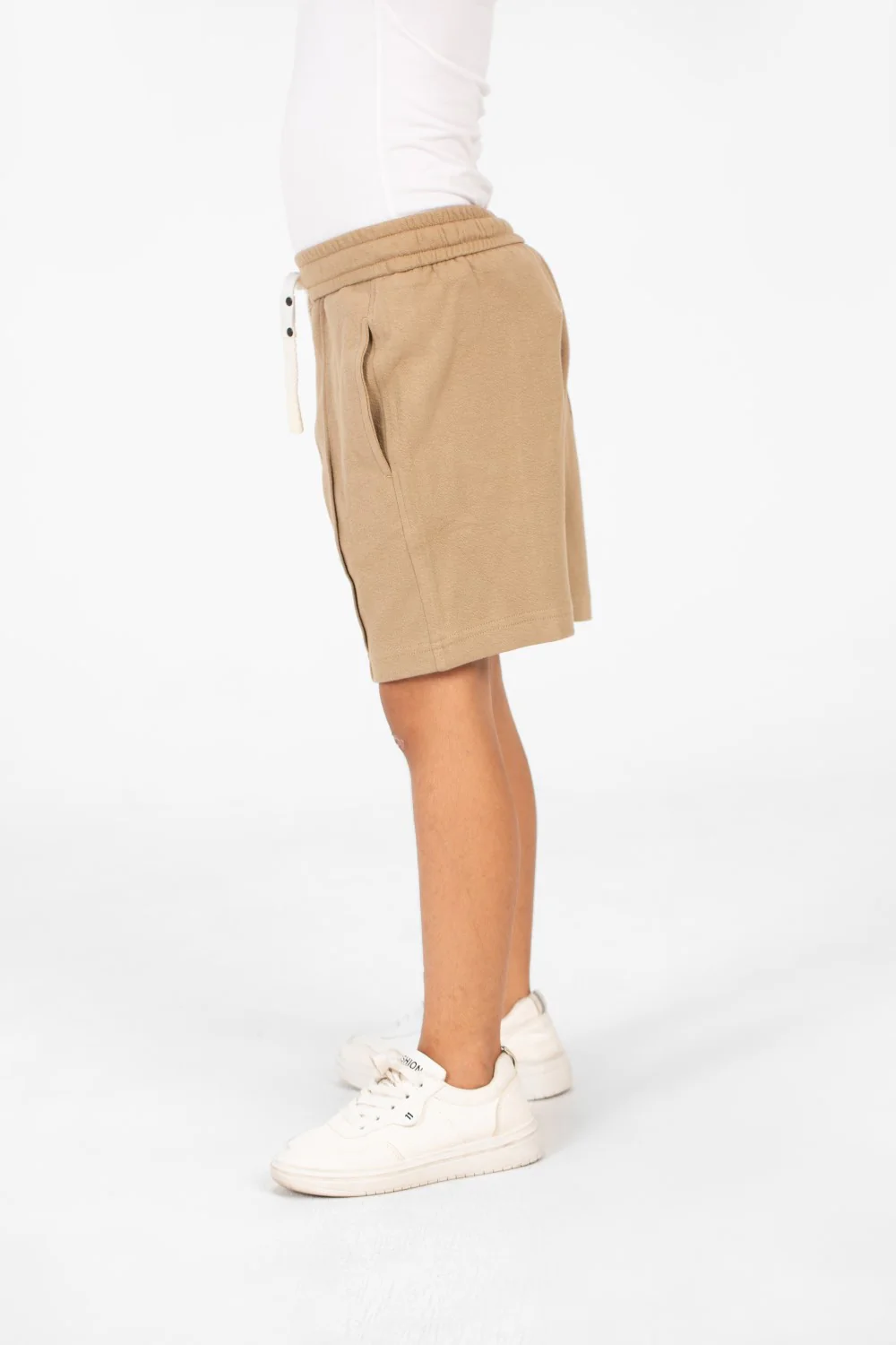 Boy's Milton Short With Elastic Waistband And Side Pockets In Modern Design - Image 20