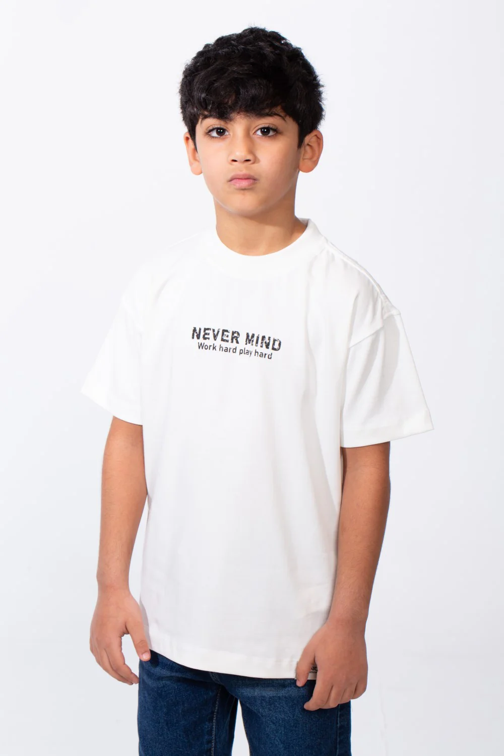 Boy's Modern Oversized Mock Neckline Crisp Contrast Print Short Sleeves Versatile T-Shirt - Image 5