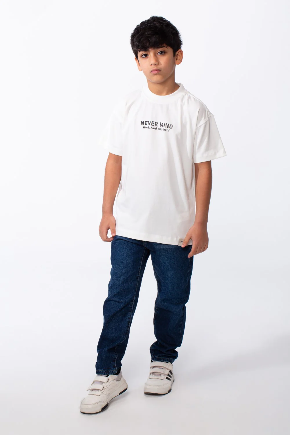 Boy's Modern Oversized Mock Neckline Crisp Contrast Print Short Sleeves Versatile T-Shirt - Image 7
