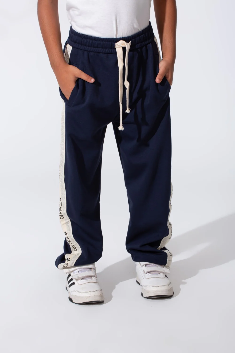 Boy's Oversized Sweatpants With A Tomato Stripe On The Side And Pockets - Image 17