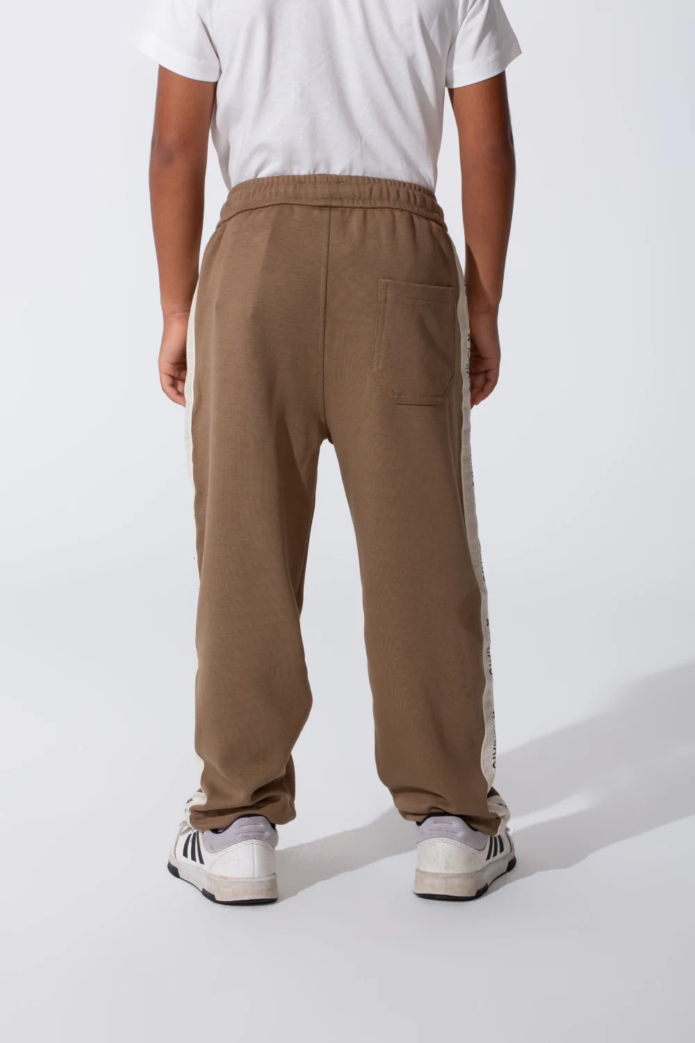 Boy's Oversized Sweatpants With A Tomato Stripe On The Side And Pockets - Image 22