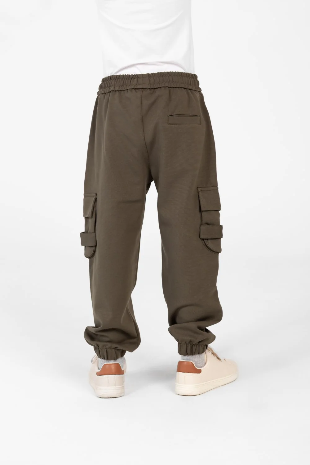 Boy's Oversized Sweatpants With Elastic Waistband And Side Pockets - Image 10