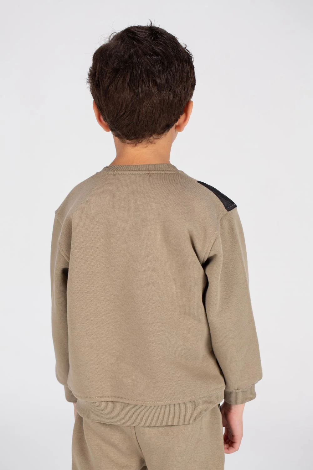 Boy's Padded Printed Made Of Soft Melton Front Pocket Training Suit - Image 10