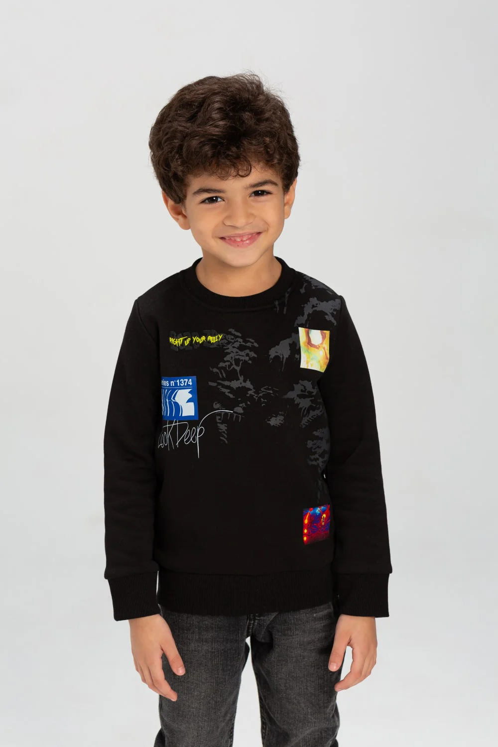 Boy's Regular Fit Made Of Comfort Melton Rounded Neck Padded Printed Sweatshirt - Image 3