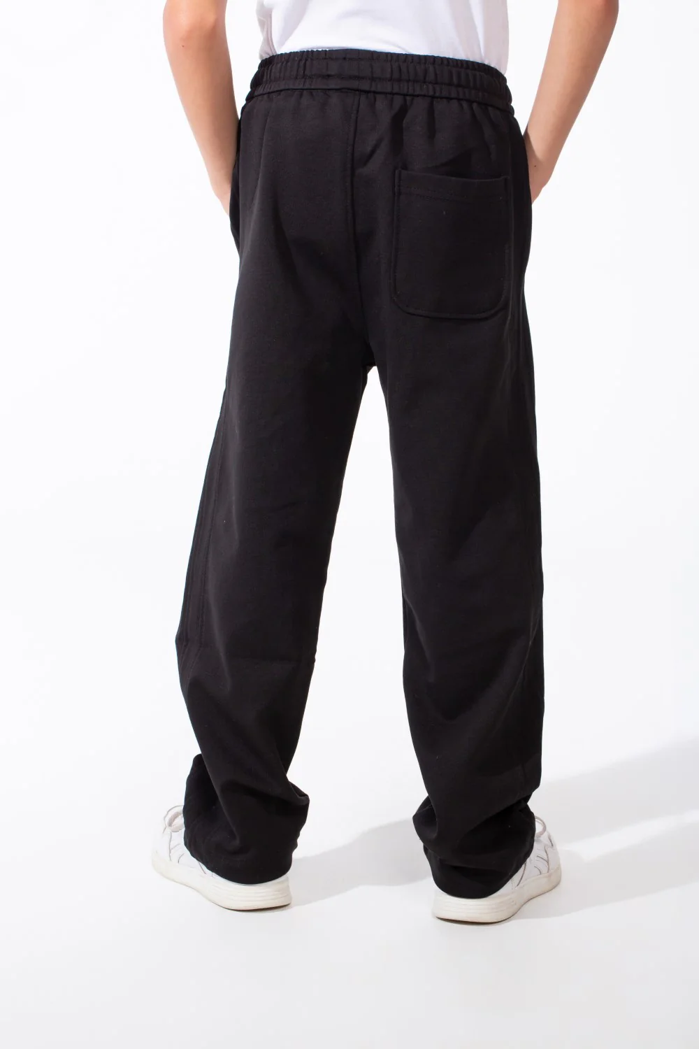 Boy's Relaxed Wide-Leg Design Elastic Waist Side Pockets Maximum Comfort Casual Look Perfect For Everyday Sweatpants - Image 14