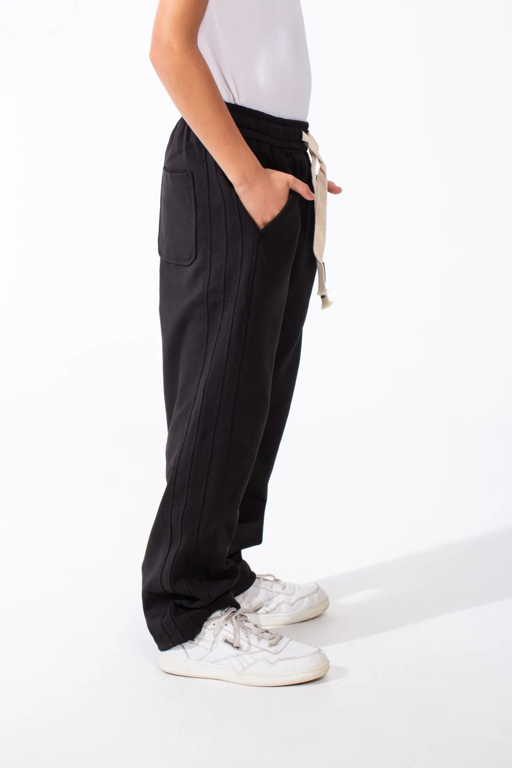 Boy's Relaxed Wide-Leg Design Elastic Waist Side Pockets Maximum Comfort Casual Look Perfect For Everyday Sweatpants - Image 15