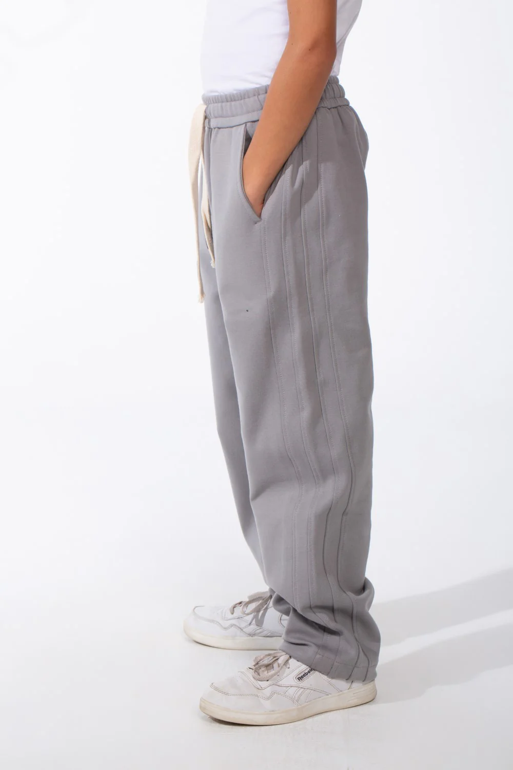 Boy's Relaxed Wide-Leg Design Elastic Waist Side Pockets Maximum Comfort Casual Look Perfect For Everyday Sweatpants - Image 6