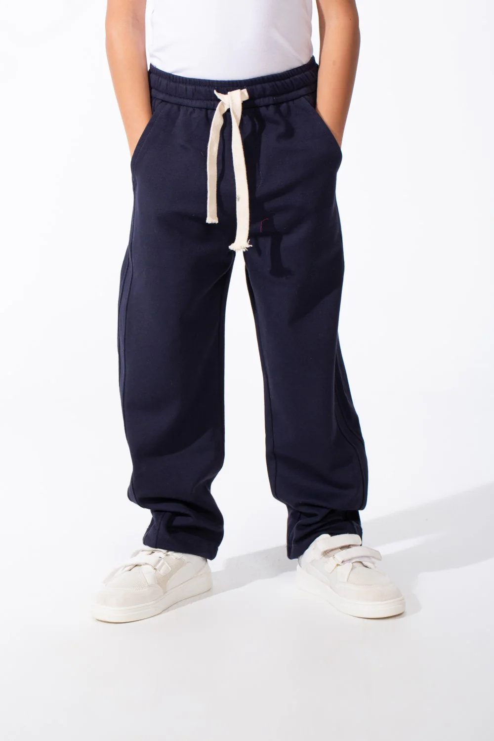 Boy's Relaxed Wide-Leg Design Elastic Waist Side Pockets Maximum Comfort Casual Look Perfect For Everyday Sweatpants - Image 9