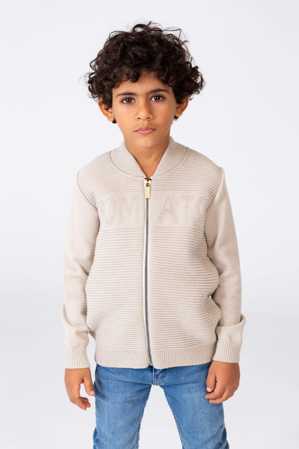 Boy's Round Neck Pullover With Tomato Print And A Zipper On The Front - Image 4