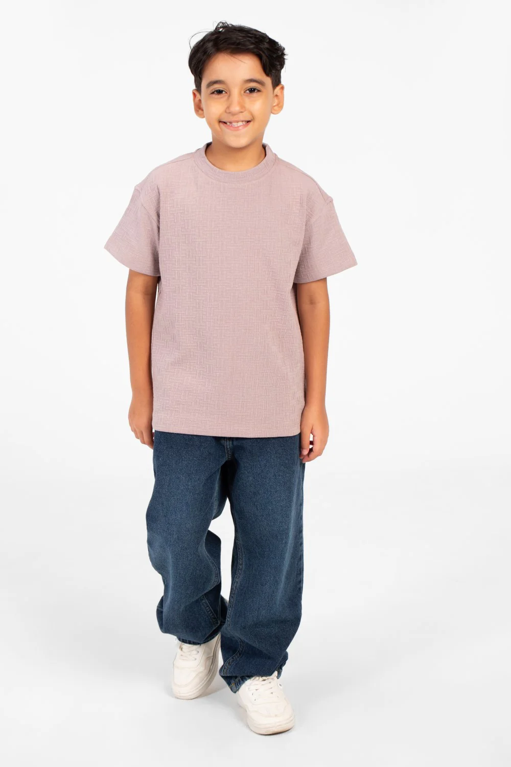 Boy's Short Sleeved T-shirt With Basic Details And A Modern High Quality Design - Image 8