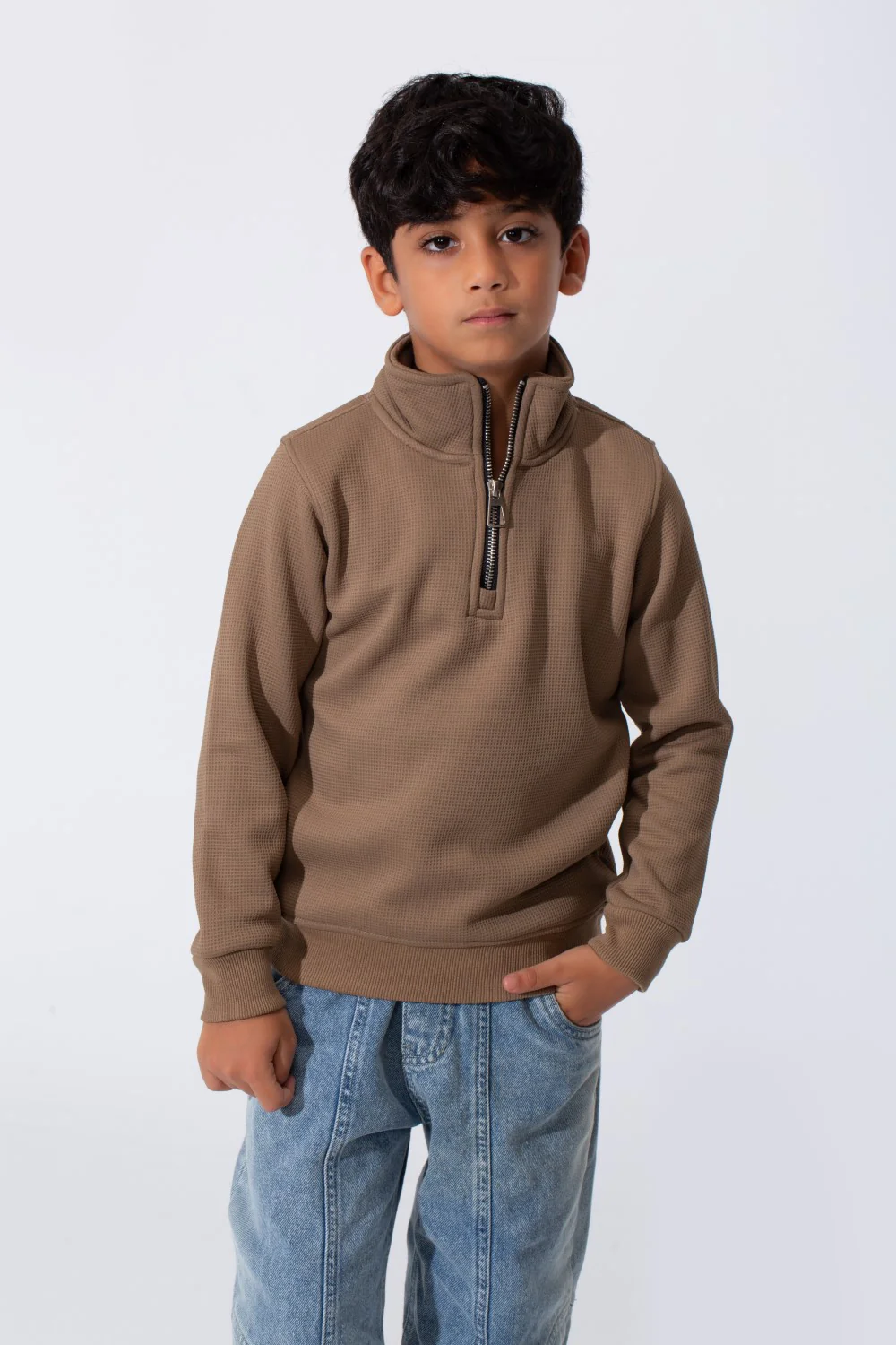 Boy's Slim Fit Front Half Zip Sweatshirt With Long Sleeves - Image 13