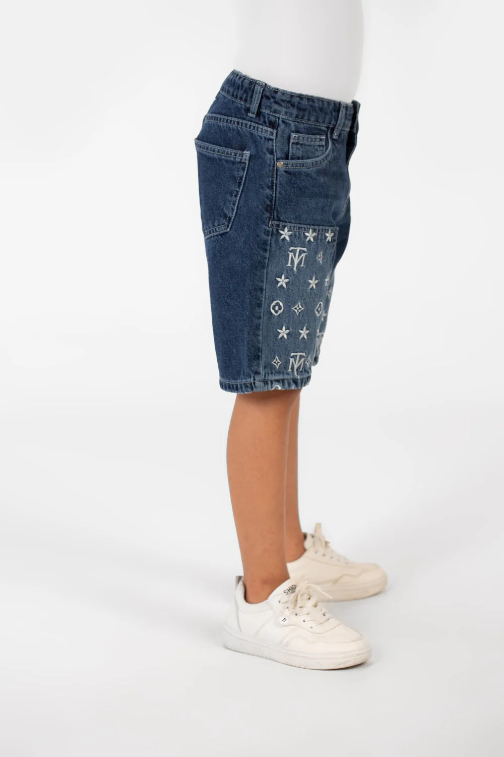 Boy's Summer Denim Short With A Modern Print And Pockets - Image 11