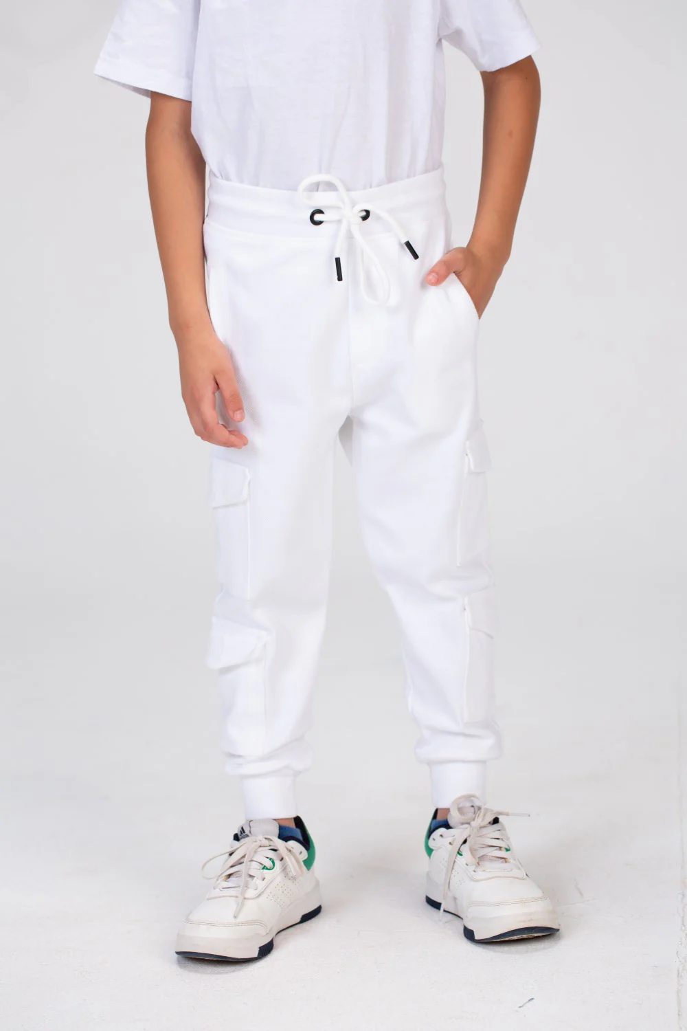 Boys Sweatpants With Elastic Waistband And Side And Back Pockets - Image 13