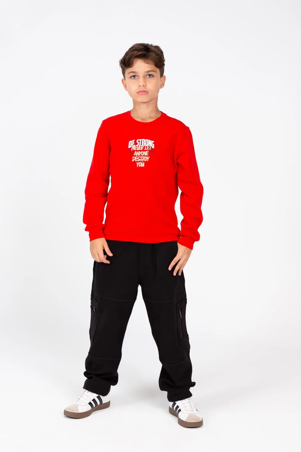 Boy's Sweatshirt With A Round Neck And Front Print - Image 4