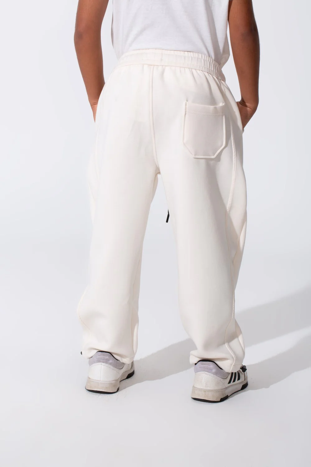 Boy's Tomato Oversized Sweatpants With Drawstring Waist And Pockets - Image 10