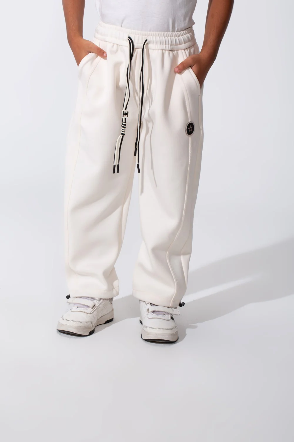 Boy's Tomato Oversized Sweatpants With Drawstring Waist And Pockets - Image 9