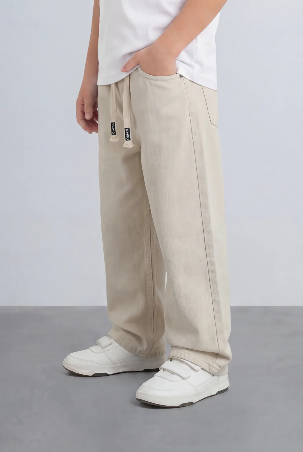 Boy's Tomato Store Boyfriend Jens Pants Elastic Waist Draw Cord Detail Side Utility Pockets - Image 8