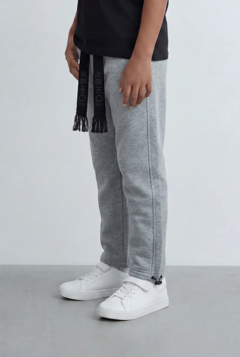 Boy's Tomato Store Jogger Sweatpants Contrast Side Piping Elastic Waistband Melton Regular Fit - Image 11