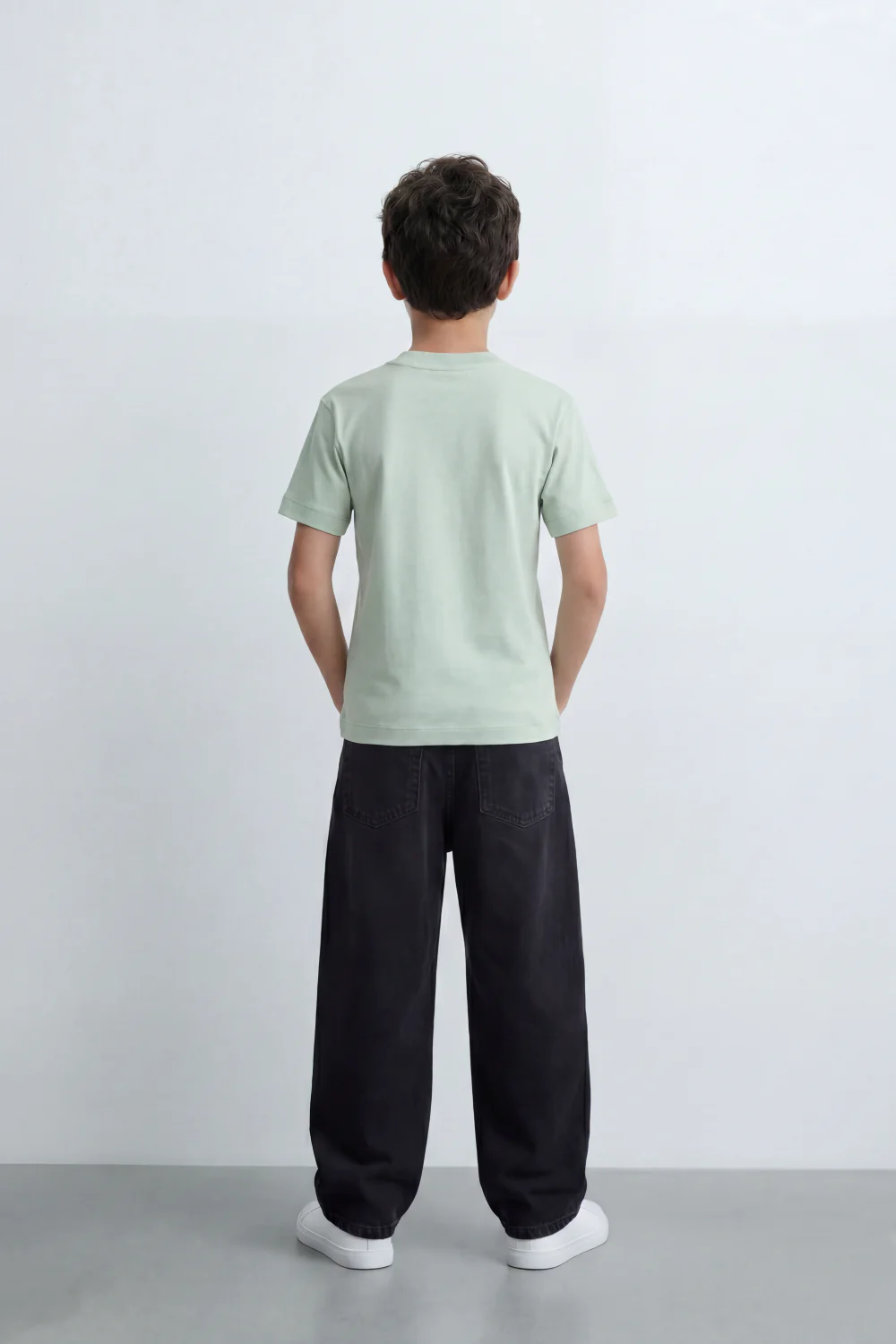 Boy's Tomato Store Shine Club T-Shirt Clean Plain Body Front Bold Shine Typography Print Shadow Fill Effect Small 1994 Detail Oversized - Image 6
