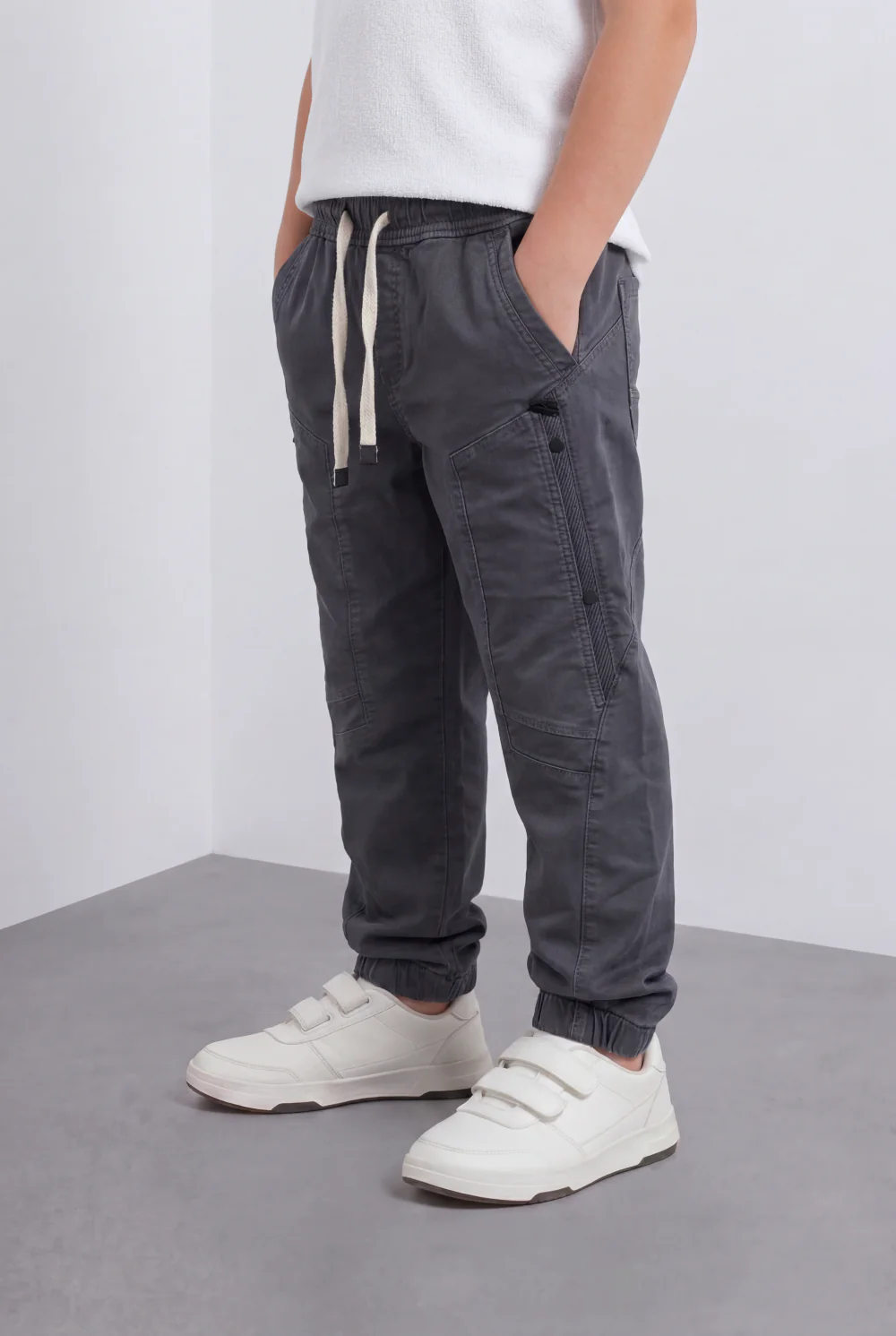 Boy's Tomato Store Utility Cargo Jogger Elastic Waist Multi Pocket Design Panel Seam Construction Elastic Cuff Hem - Image 4