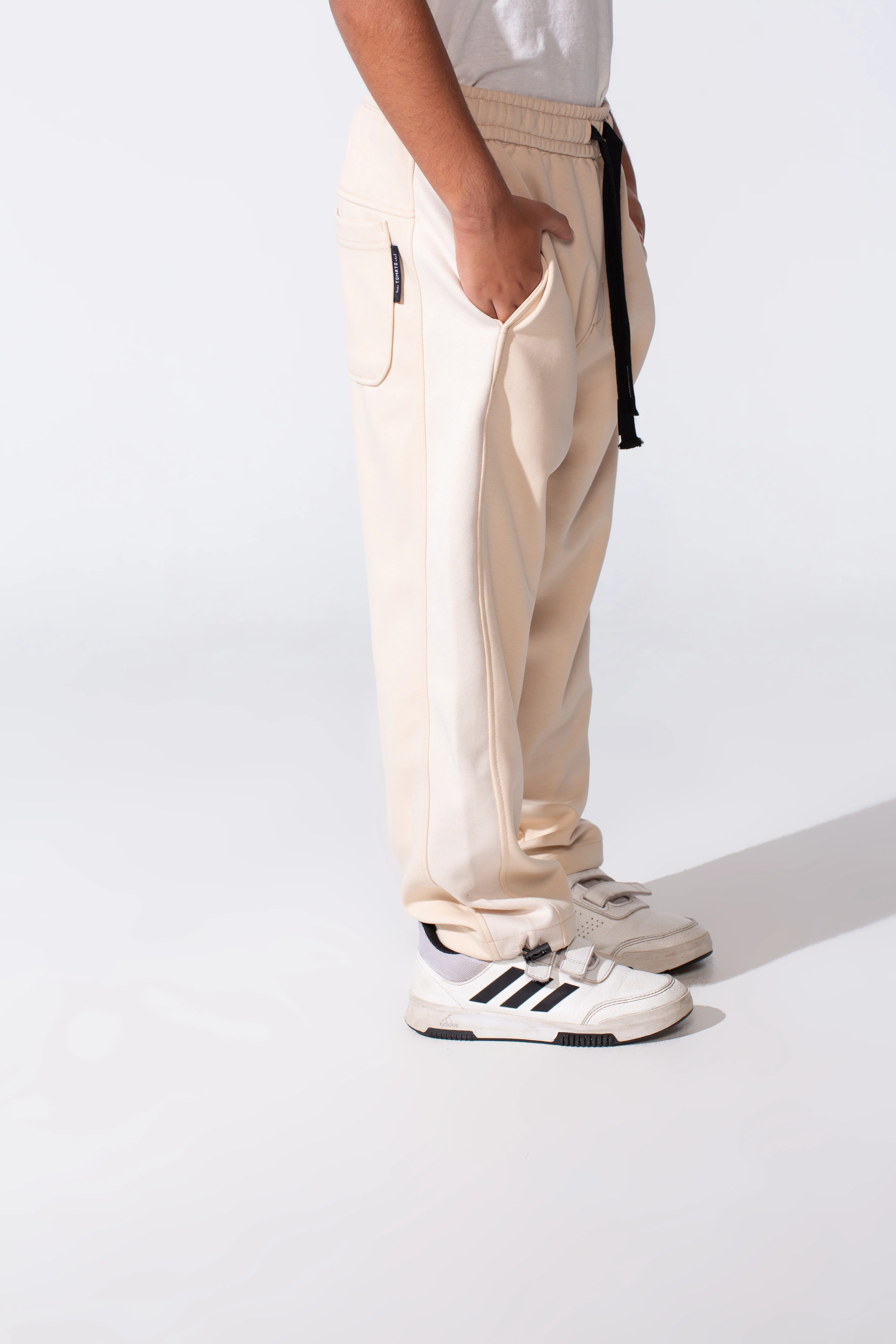 Boy's Tomato Sweatpants With Elastic Waistband And Drawstring - Image 3