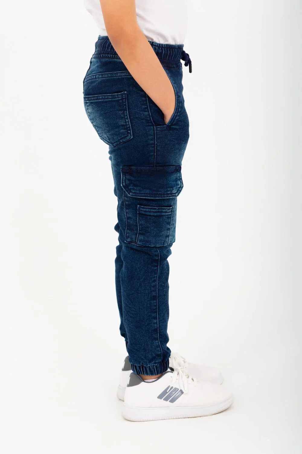 Boys' Used Sherwal Jeans with a practical material - Image 12