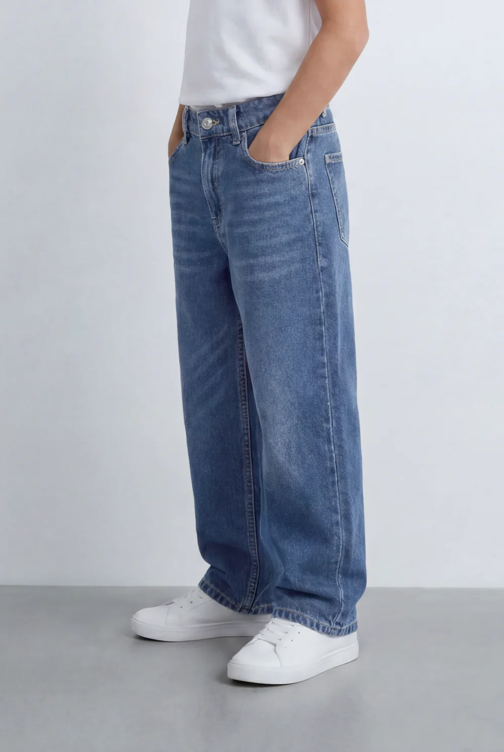 Boy's Tomato Store Washed Denim Finish Boyfriend Pants Five Pocket Styling - Image 4