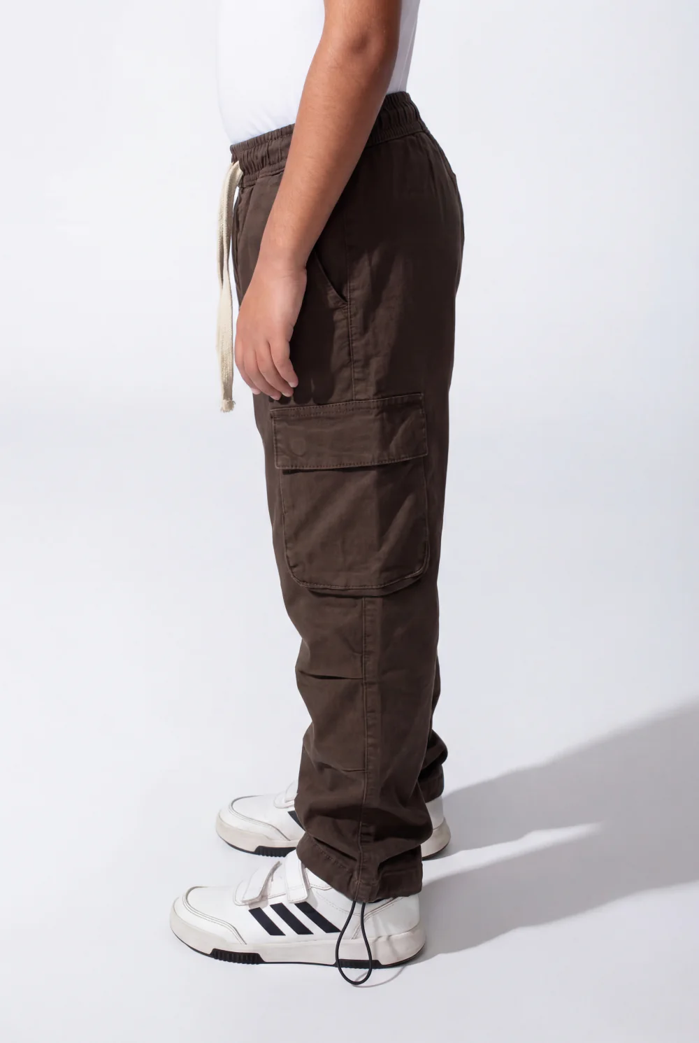 Boy's Wide-Leg Design Elastic Waist Side Cargo Pockets Hams Bungee Cords Versatile Urban Style Cargo Pants - Image 11