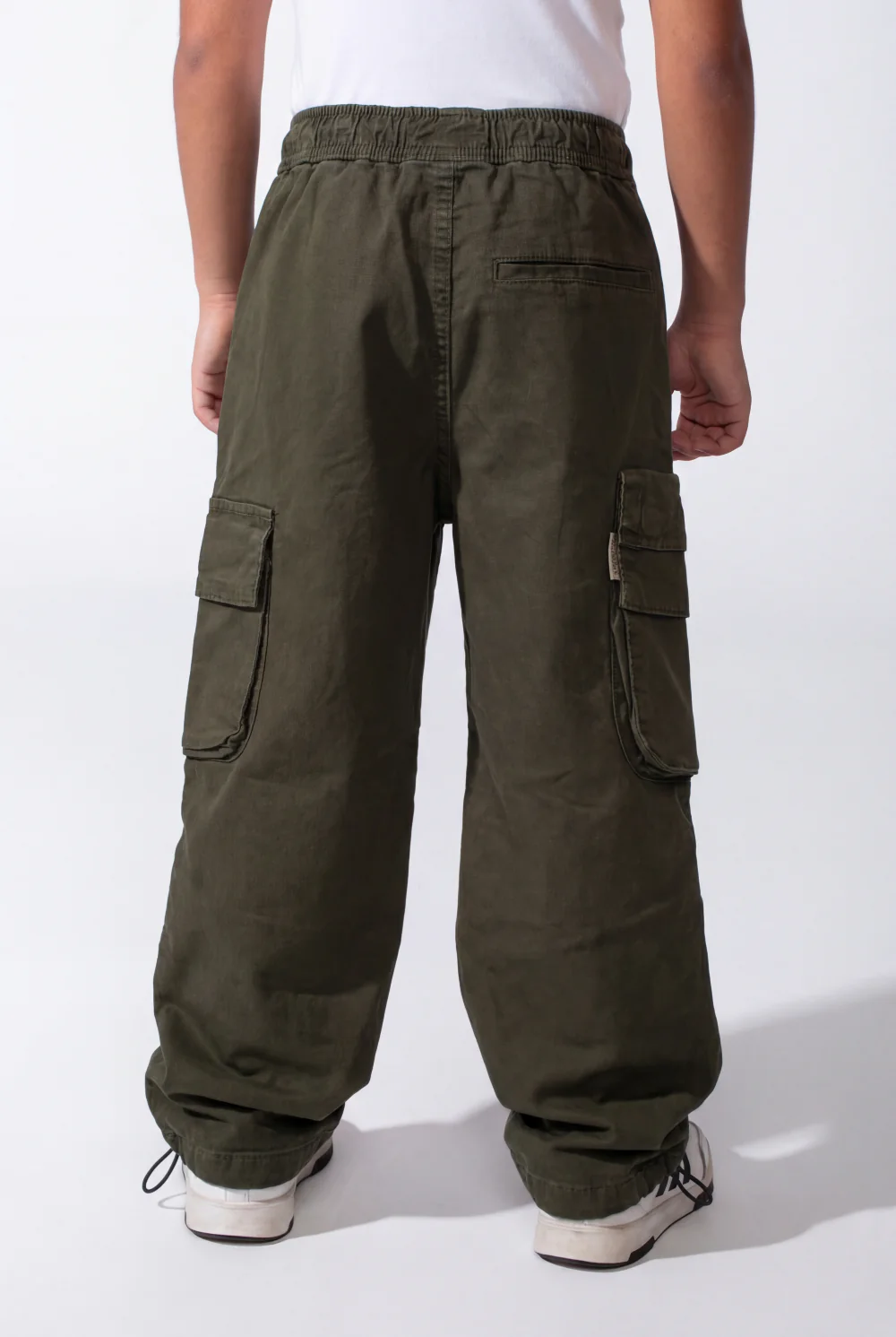 Boy's Wide-Leg Design Elastic Waist Side Cargo Pockets Hams Bungee Cords Versatile Urban Style Cargo Pants - Image 19