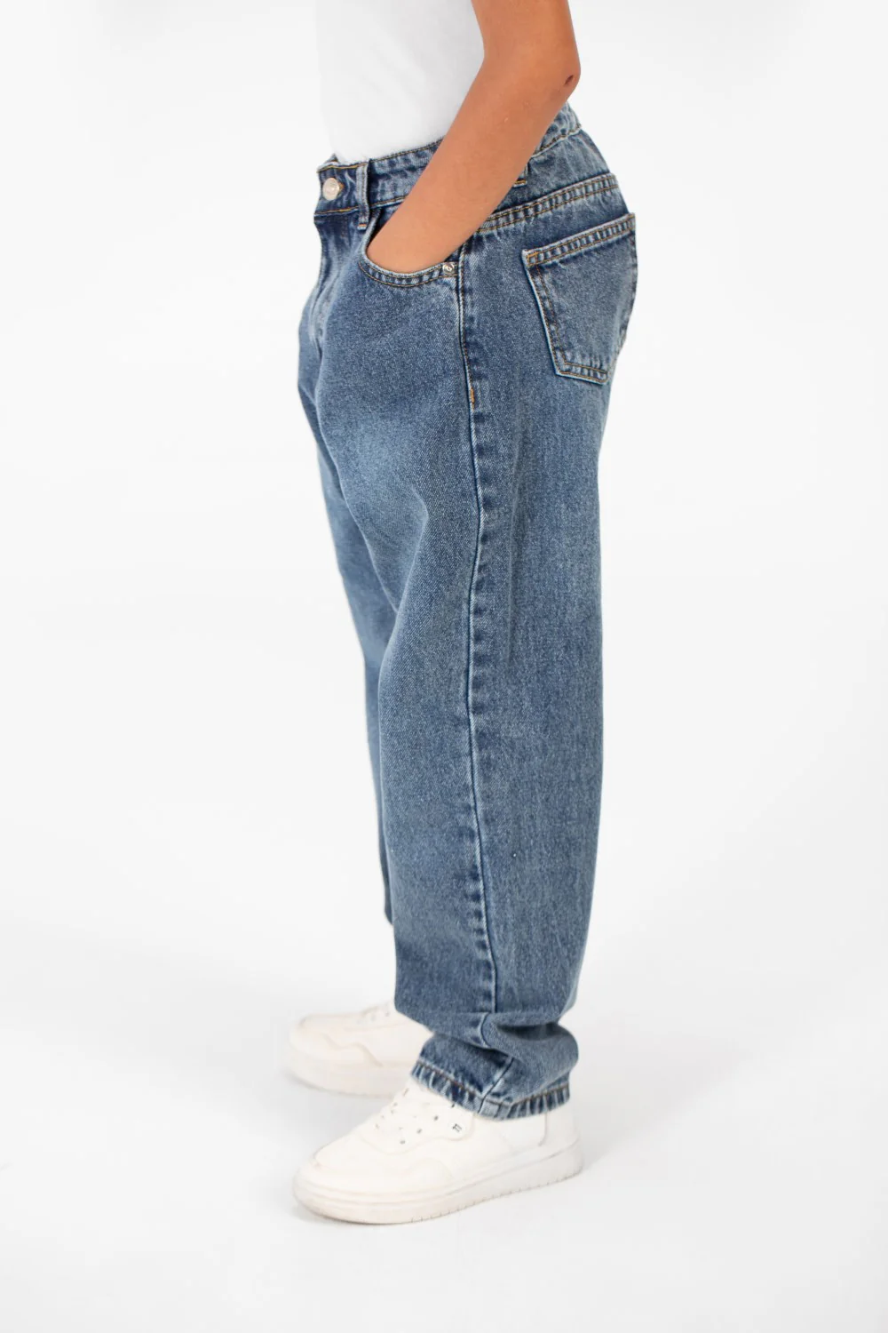 Boy's Wide Leg Jeans Pants With Five Pockets And Modern Design - Image 8