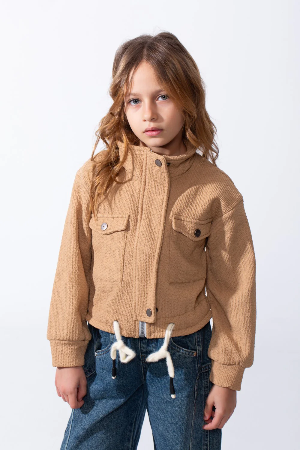 Girl’s Slim Fit Front Button Pockets Utility Jacket With Textured Fabric And Zip Closure - Image 9