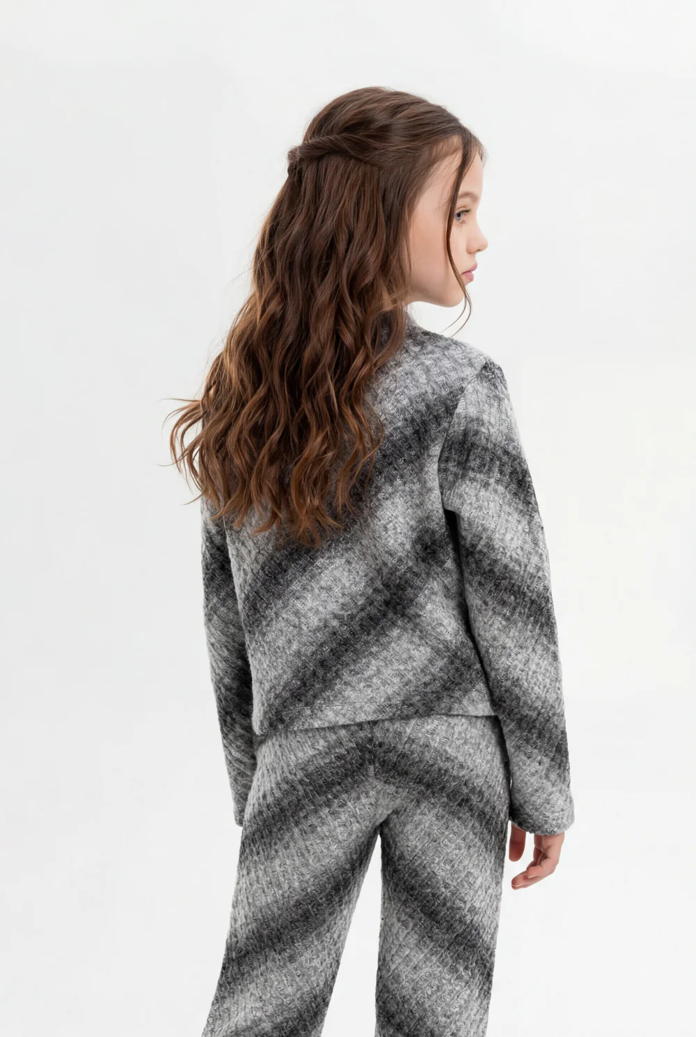Girl’s Textured Knit Co-Ord Set With Bold Diagonal Ombré Stripes Crew Neckline Slim Fit Outfit - Image 2